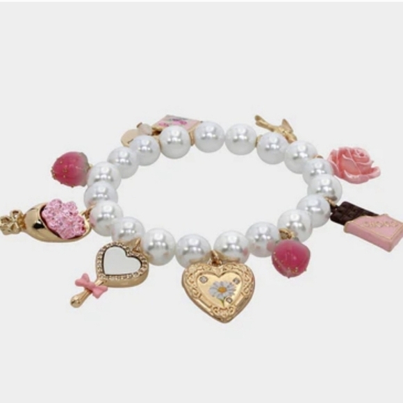🔹️Betsey Johnson 🔹️SWEETHEART SWOON SWEETHEART CHARM STRETCH BRACELET PINK - Picture 3 of 3